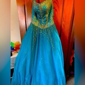 Dress for sale!! Closet clean out
